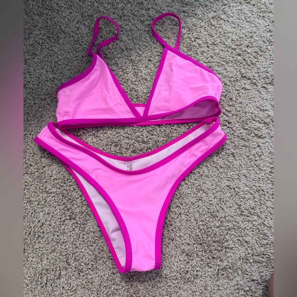 SIZE MEDIUM BUNDLE